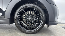 MINI Cooper 1.5 C Classic [Level 2] 3dr Auto Petrol Hatchback